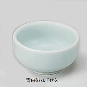 青白磁たわみ5.5寸向付・丸千代久(Z007)